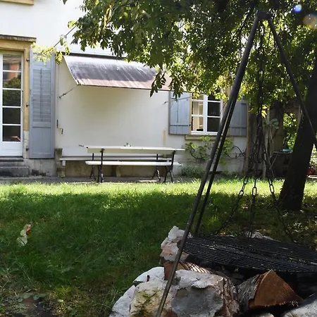 Les Sources Nocleg ze śniadaniem Biel