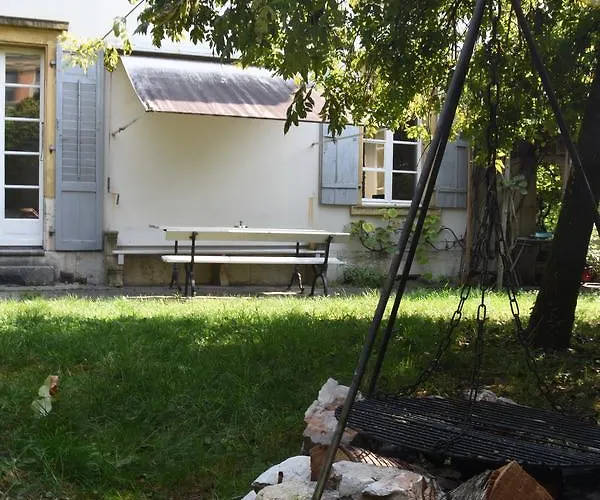 Les Sources Nocleg ze śniadaniem Biel