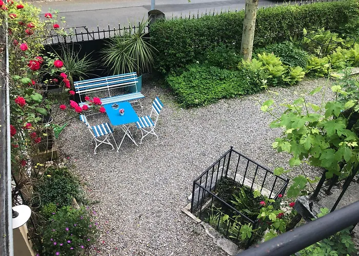 Les Sources Bed & Breakfast